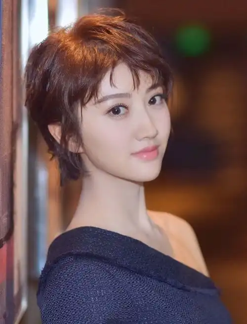 为什么你剪完短发不好看答案在这里