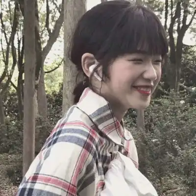 精选女头人总是在不知所措的年女生头像我要个性网