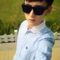 qq头像帅哥男生