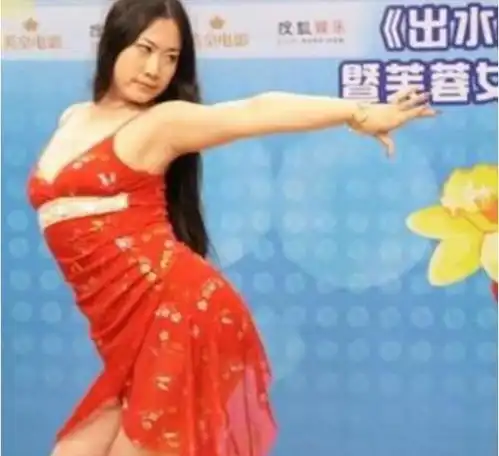 15年前,非考北大,嫁人就嫁王宝强的芙蓉姐姐,她现状如何