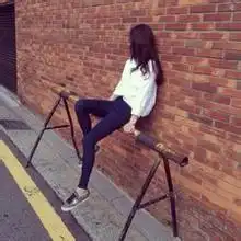 在网吧呆半个小时出来全身都是烟味哎