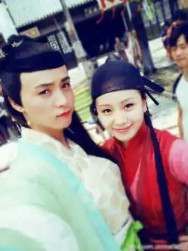 霍建华艳妆媲美唐嫣男星妖娆上演女装诱惑