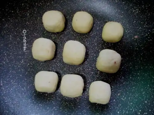妈妈说,吃了这个仙豆糕会变成小仙女