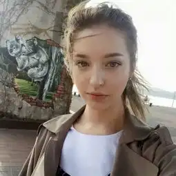 2018欧美女生头像简约时尚高清图片风格即人品小众却迷人