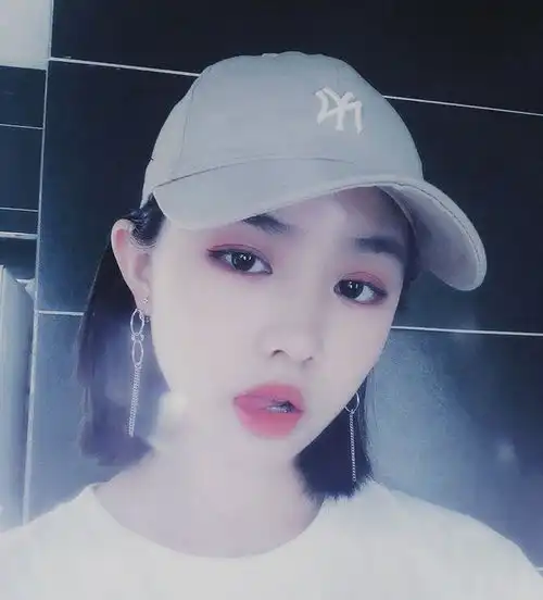 为别人养女儿还遭其亲妈和养女的嫌弃,章子怡这后妈当得好难