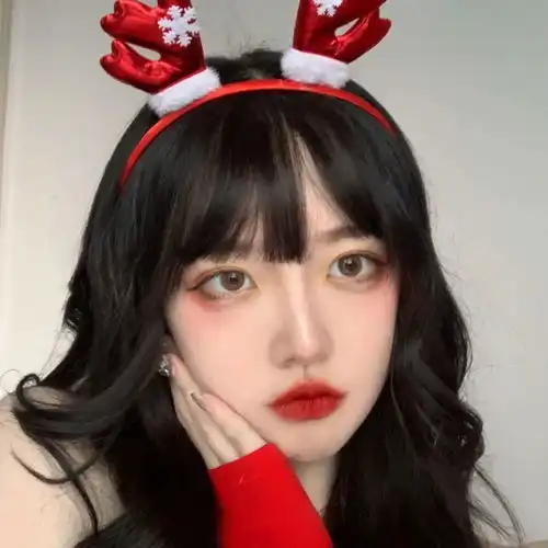 提前走一波圣诞女生头像