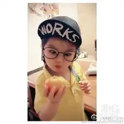 呵呵丨爸爸4小萝莉暖化黄磊史上最萌阿拉蕾,目测要火