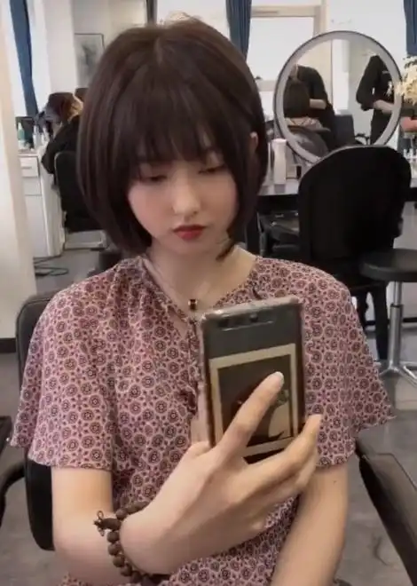 为何女生短发都这么好看发型师技术过硬是关键,看着好像小仙女