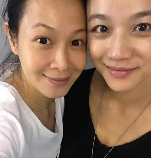 周冬雨的迷人笑眼竟有硬伤还有佟丽娅郑爽比她更严重