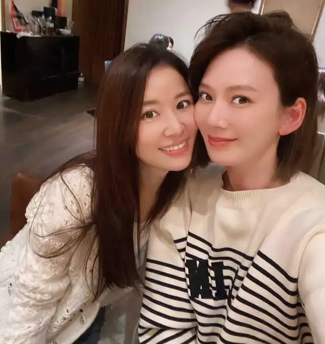 林心如46岁生日好隆重,连续多场派对人缘广,高调搂着霍建华撒娇