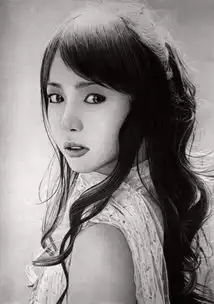 大神级素描超写实美女,黑白照片般细腻