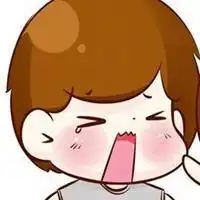 一个小女孩捏着一个小男孩的脸卡通头像