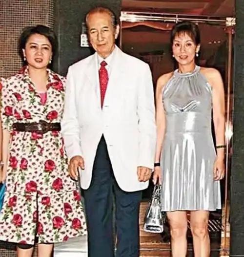 四太要奚梦瑶生三男三女一胎奖3亿,说到混豪门,她婆婆才是高手