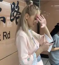 俄罗斯美女身着汉服,迷倒无数中国小伙,这一笑恍若隔世