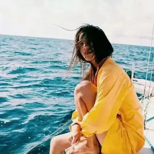 橙黄色头像