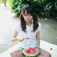淘气女生靓丽个性头像