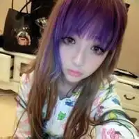 女生头像,超拽的,最好是彩色头发
