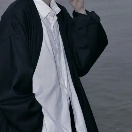 有没有意境文艺简约男生用的头像