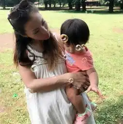 混血女星四度怀孕其中三个孩子父亲都不是同一个人