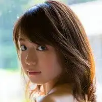 日本综合女艺人中村静香性感甜美头像图片,美少女写真模特