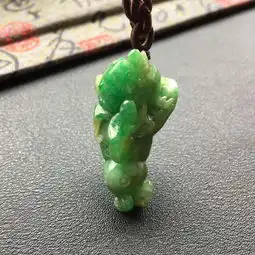 超值推荐糯冰种黄加绿招财进宝挂件