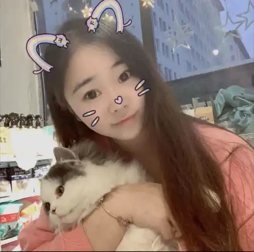 女子声称海底捞因未给狗开空调,导致她的狗被活活闷死
