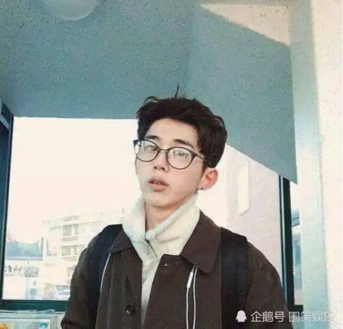 和异性聊天时,最让人讨厌的三种回复,最后一个想要把你拉黑
