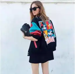 全球最会穿衣服的网红在这里,不知道她你还敢说时尚