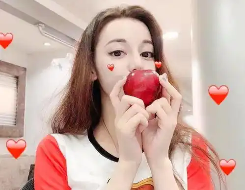 杨幂手写加油助力却不艾特热巴,得知对象后,大家也能理解