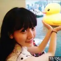 求大黄鸭女生头像