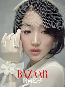 组图周冬雨杂志大片演绎轻熟女的古今韵味