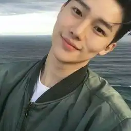 男生头像一个青年才俊正当时