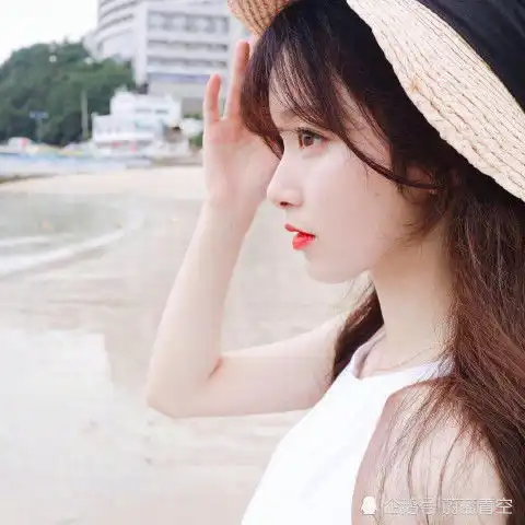 女生脸上有这几个特点,就是典型的素颜女神,素颜也很吸引眼球