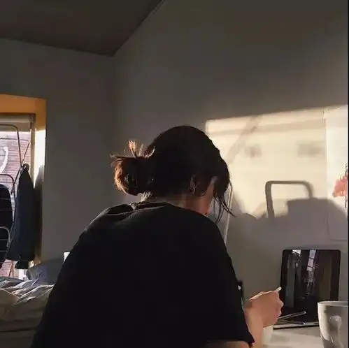 私藏小众高级感风格头像情侣头像动漫头像