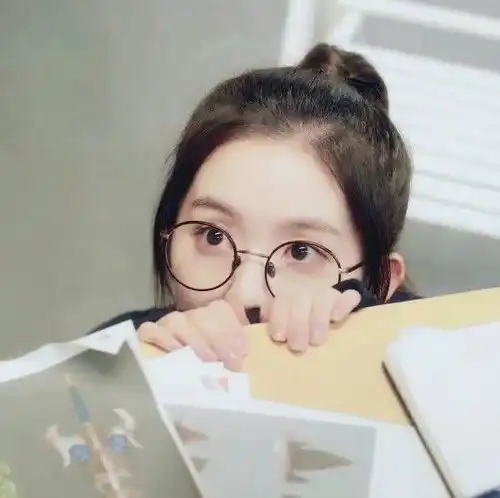 爱豆头像irene