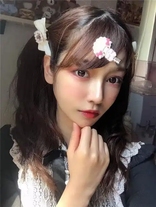 枫花恋枫枫可怜枫哥,正式复出并改名田中柠檬