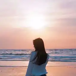 任何需要你花尽心思去讨好的感情,都不会太久...