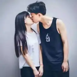 全搜索头条彭州爱情故事,老少情侣们看过来
