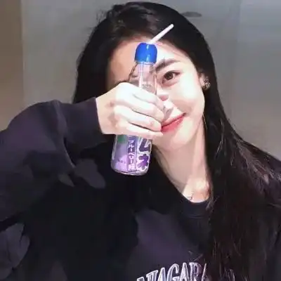 免费高清女生头像可爱真人qq微信女头,将私有浪漫公之于众