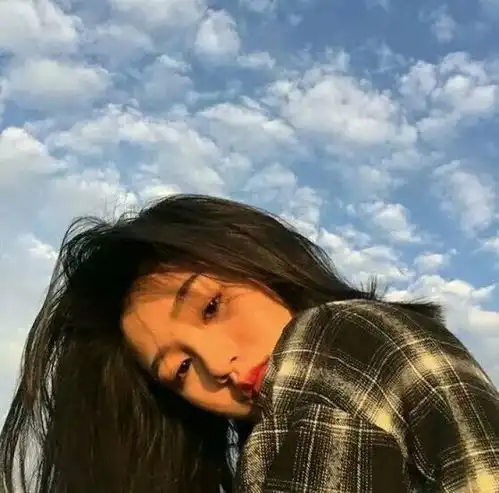 女生头像不管你被贴上什么标签,只有你才能定义自己