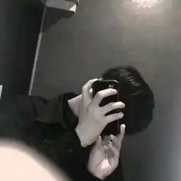 超拽男生手机遮脸头像图片