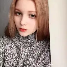 18岁乌克兰小仙女,发色每周1换美炸天