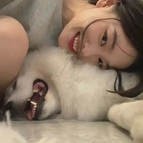 炒鸡温柔的女生头像