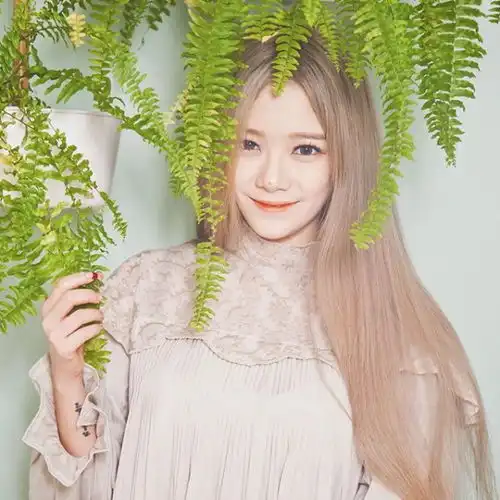 适合做微商的女生头像清纯的