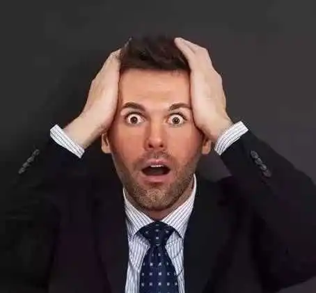 男人开始衰老的4个丑态,你若1个都没有,那就恭喜了