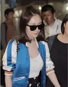 这一款扎发打破沉闷,减龄又少女,让你美回18岁