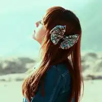 半边脸头像
