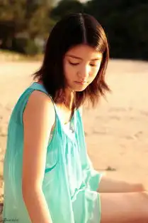夏天西瓜美少女川岛薄荷清新海边写真