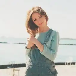 这美女是谁