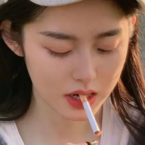 头像有机会的话从一束花开始吧